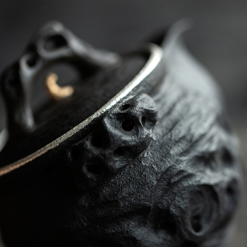 Ceainic ceramic lucrat manual, finisaj închis inspirat de inkstone, piatră Taihu antic, mâner din lemn Ebony, pentru ceai Gongfu acasă
