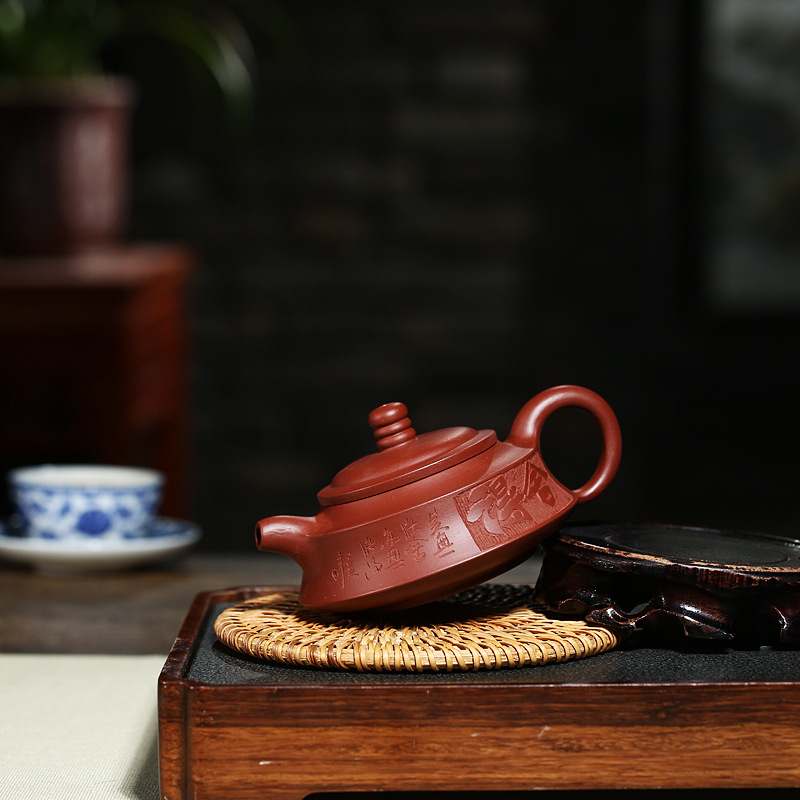 Ceainic Yixing din lut purpuriu, pictură manuală, motiv Dahongpao, cutie cadou