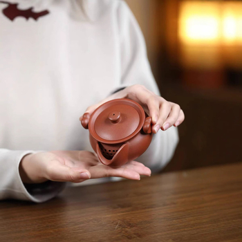 Ceainic Yixing din lut mov design Heart-to-Heart lut mineral original roșu dragon ceremonie ceai pictat manual capacitate 180 ml