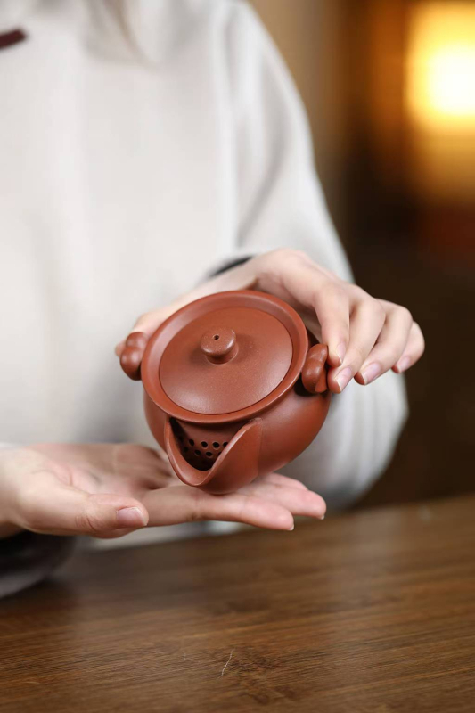 Ceainic Yixing din lut mov design Heart-to-Heart lut mineral original roșu dragon ceremonie ceai pictat manual capacitate 180 ml