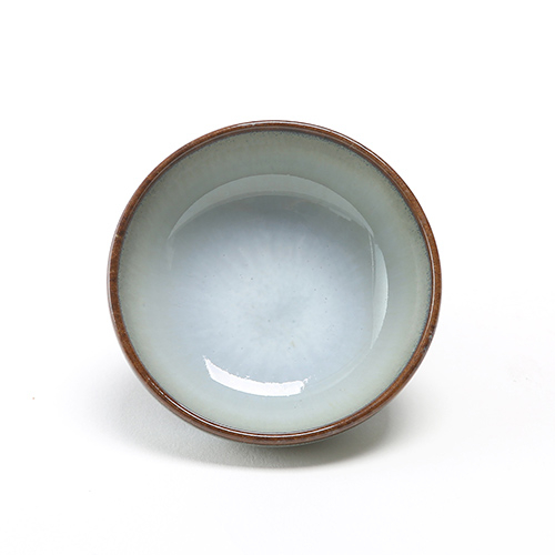 Ceșcuță mică din ceramică pentru ceremonia tradițională a ceaiului chinezesc, lut purpuriu, design simplu
