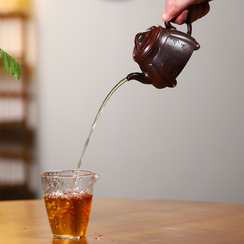 Ceainic Yixing din lut purpuriu, lucrat manual, design pătrat cu lotus, set Gongfu pentru uz casnic