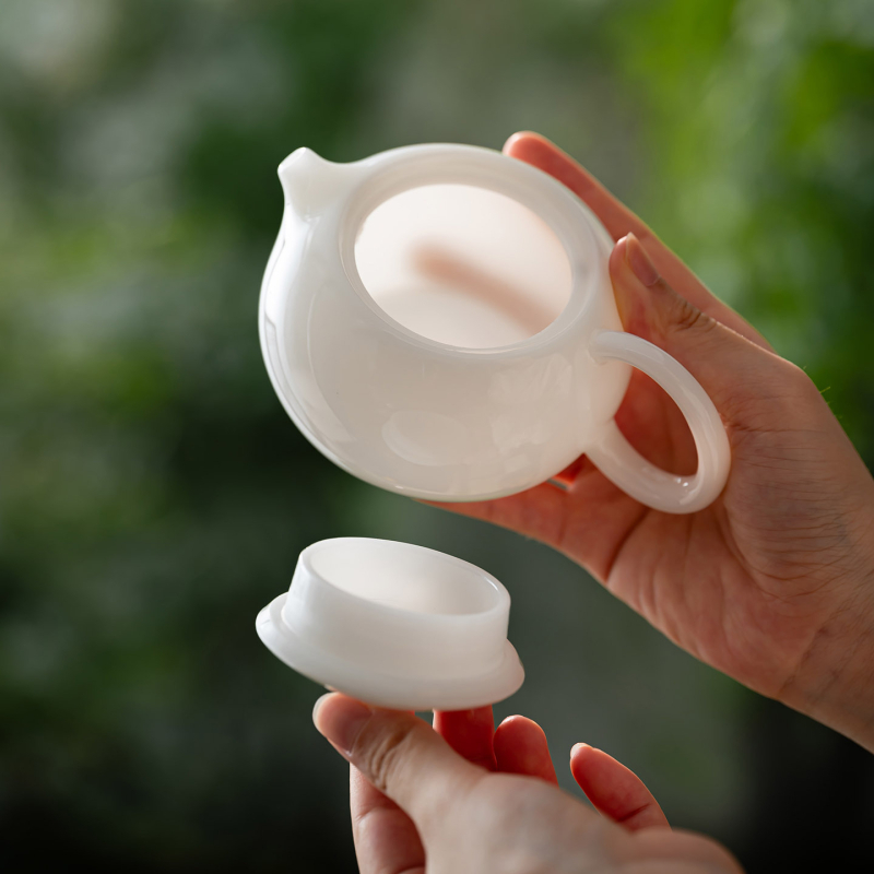 Set ceai Gongfu din porțelan alb, textură asemănătoare jadului, cutie cadou de lux, imprimare logo disponibil