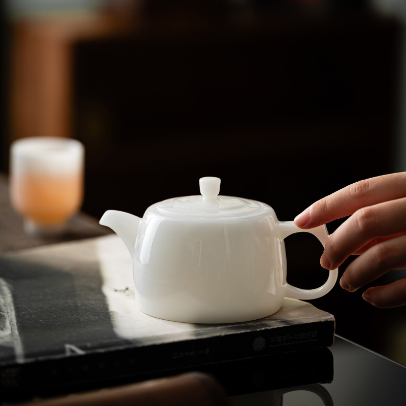 Set ceai Gongfu din porțelan alb, textură asemănătoare jadului, cutie cadou de lux, imprimare logo disponibil