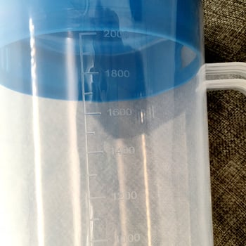 Sticlă din plastic pentru apă rece, cu scară de măsurare, capacitate mare 2000 ml, PP