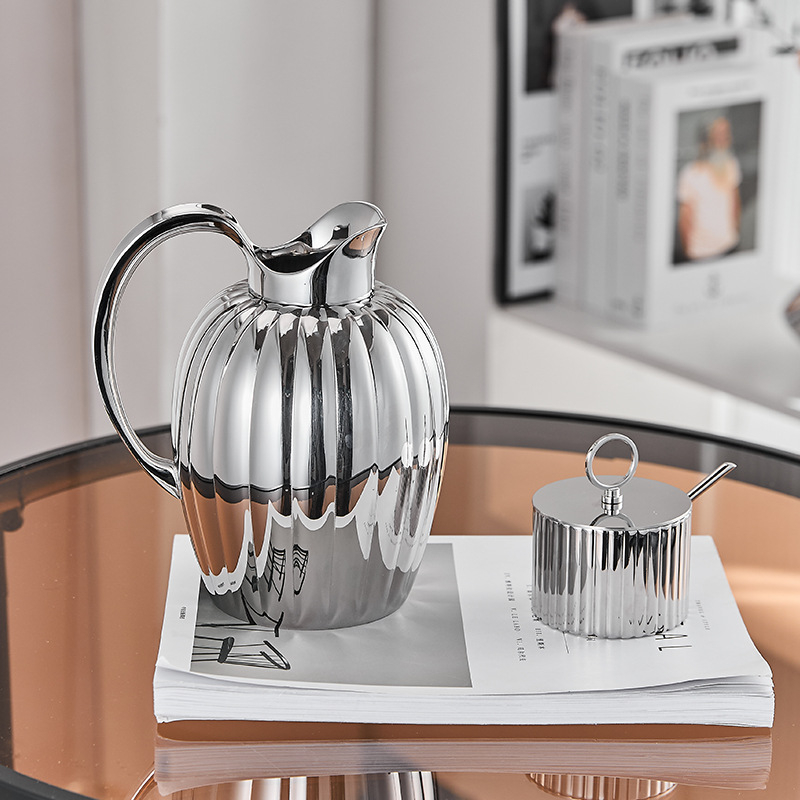 Carafă de apă din oțel inoxidabil, în stil nordic, pentru uz casnic, decor pentru masa de cafea din living, model glaciar, personalizare disponibilă, cadou ideal de casă nouă.