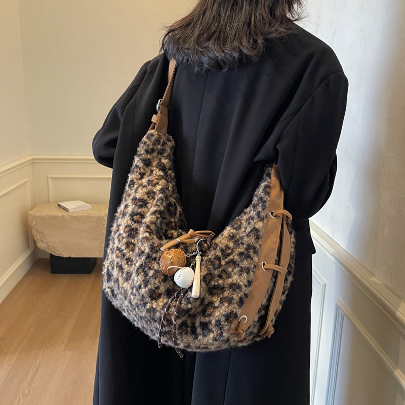 Nova ženska torba za ramena i crossbody, velika kapaciteta, pliš materijal, gradski minimalistički dizajn