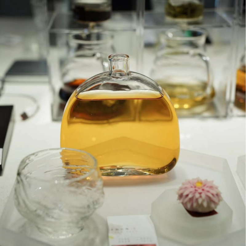 Set ceainic din sticlă borosilicată, cu căni în formă de segmente de bambus, capacitate mare, design chinezesc în stil Song, posibilitatea personalizării logo-ului