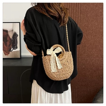Korejski stil ručno pletena slamnat torbica s čipkastom mašnicom, crossbody, za ljeto i plažu