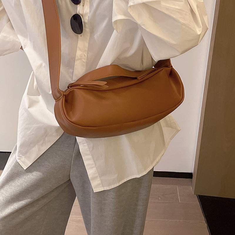 Ženska crossbody torba u obliku polumjeseca, 2025 trend hongkonškog stila, svakodnevna gradska torba, PU koža