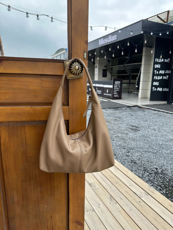 Ženska PU torba u korejskom stilu, mekana, kompaktna crossbody torba