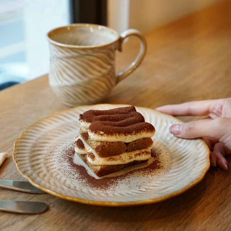 Set de cafea din ceramică cu ceașcă și farfurioară, finisaj vitrificat la cuptor, stil retro japonez