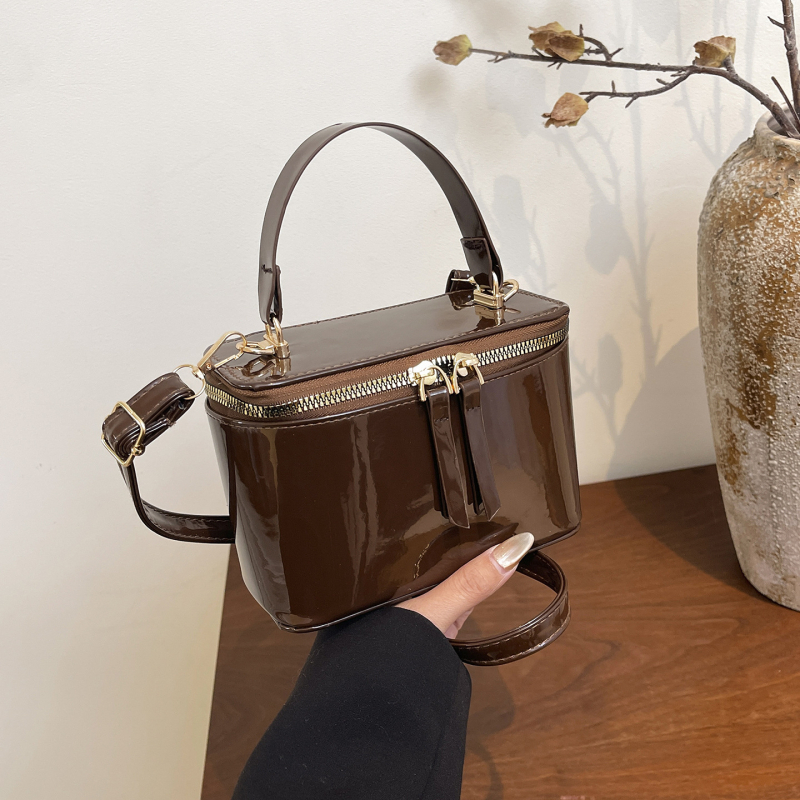 Ženska kvadratna torbica u korejskom stilu, mini crossbody torbica, 2026 izdanje