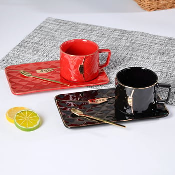 Set de cești de cafea din ceramică Nordic cu linguriță – cupluri, cutie cadou