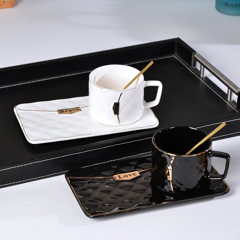 Set de cești de cafea din ceramică Nordic cu linguriță – cupluri, cutie cadou