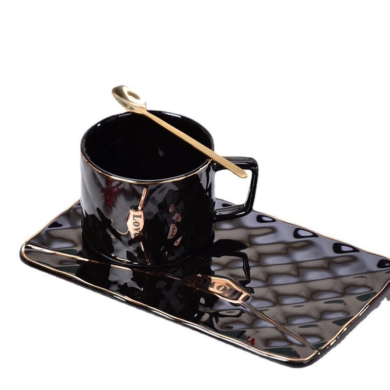 Set de cești de cafea din ceramică Nordic cu linguriță – cupluri, cutie cadou