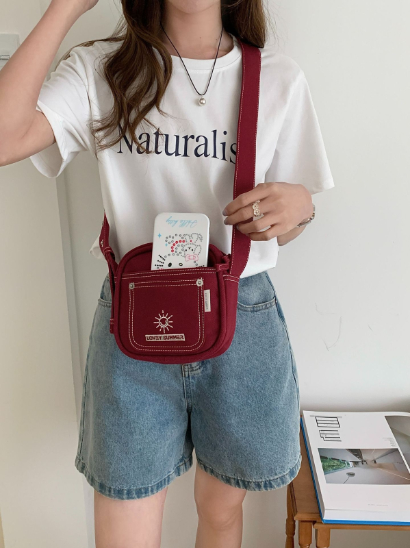 LOFVEYSUMMER Nylon kvadratna crossbody torba, srednje veličine, lagana ženska torba s džepom za telefon i magnetskim zatvaranjem