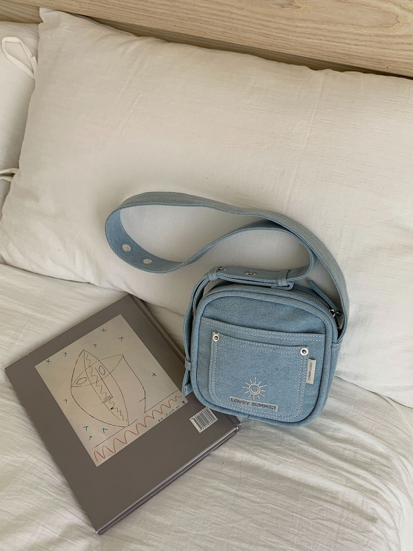 LOFVEYSUMMER Nylon kvadratna crossbody torba, srednje veličine, lagana ženska torba s džepom za telefon i magnetskim zatvaranjem