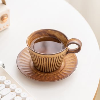 Set ceramic pentru cafea cu ceașcă și farfurioară, realizat manual, în stil japonez vintage