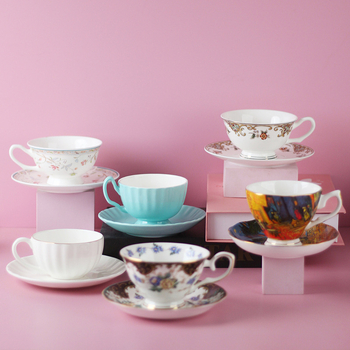 Set de cafea din porțelan osos, în stil european, pentru ceaiul de după-amiază britanic, personalizabil — căni latte din ceramică