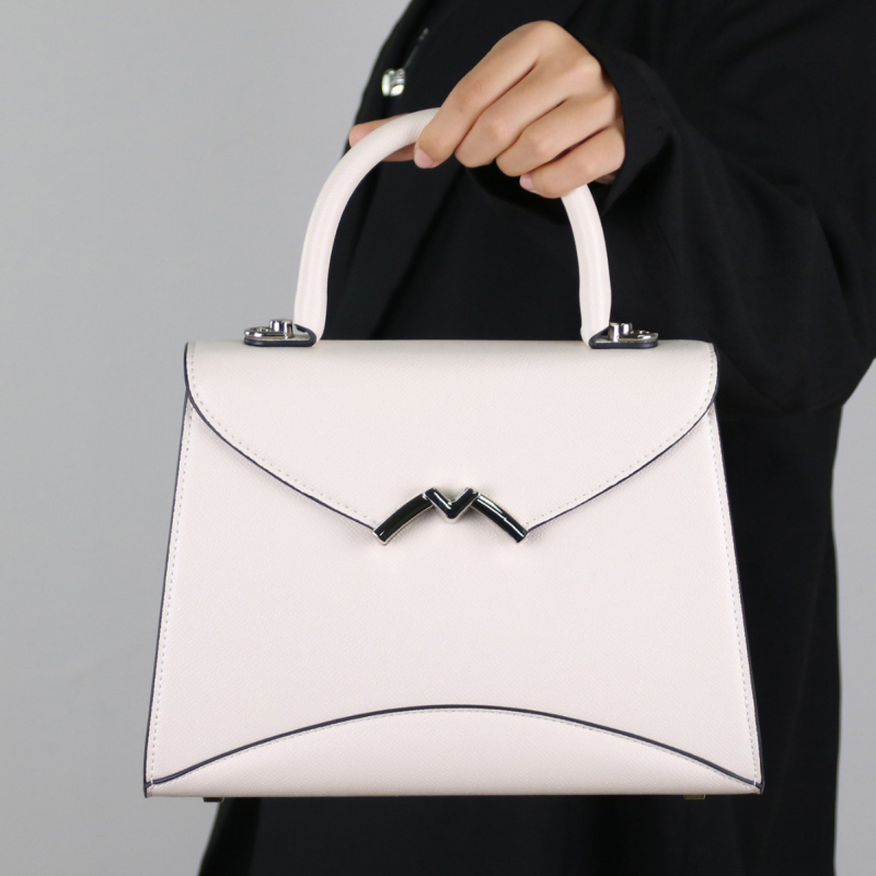 M Buckle visoko kvalitetna teksturirana ženska torbica, Kelly stil za rame i crossbody, vintage dojam, jednostavan dizajn, svestrana