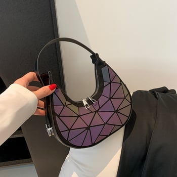 Torba u obliku polumjeseca s gradijentnim laserskim završetkom i geometrijskim patchworkom — mala ženska torba preko ramena