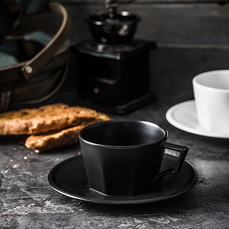 Ceașcă ceramică geometrică pentru cafea - latte și cappuccino, design modern minimalist
