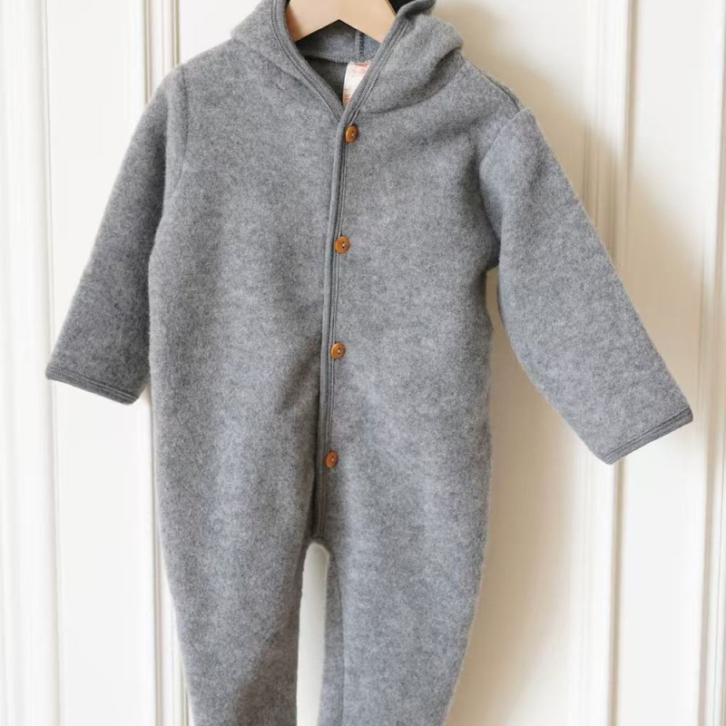 Uniszex gyermek fleece overál kapucnival, nordikus téli stílus, 2025