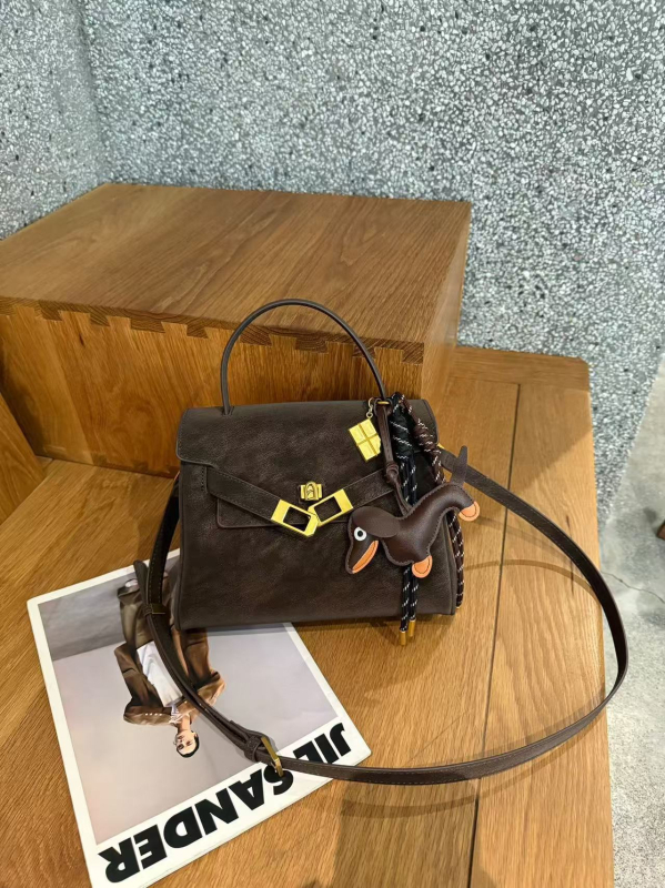 Retro Maillard Postman Kelly torba, mini veličina, crossbody torba preko ramena za svakodnevnu upotrebu, jesen-zima 2025