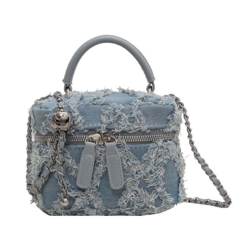 Ženska plava denim torba u retro stilu, nišna moda, proljeće 2025, crossbody torba s jednim remenom, kompaktni kvadratni dizajn