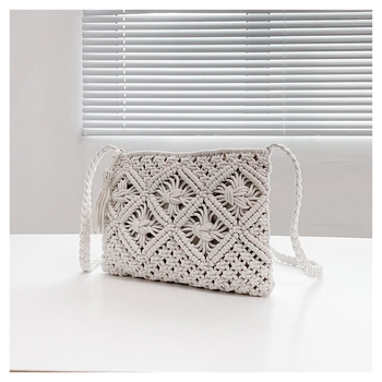 Ženska torbica s resicama, crossbody od pamucne uzadi, mala kvadratna tkanita torba