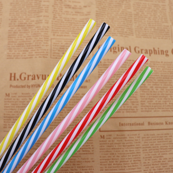 Višekratno upotrebljive dvostruko navojne slamke i PP ravne cijevi s bojama prugama, komplet šest boja