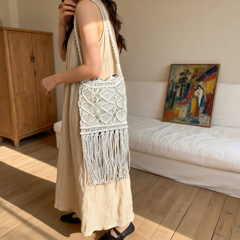 Ženska torbica s resama od slame, 2026. novi model za odmor na plaži, preko ramena ili crossbody, pletena od pamukovih vlakana, velika kapaciteta