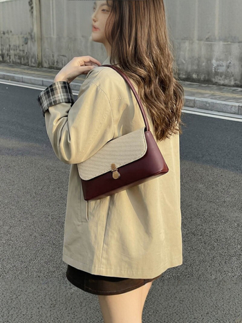 2026 nova korejska retro mala kvadratna torbica za žene, svestrana za ramenu i crossbody, pleteni visokog sjaja