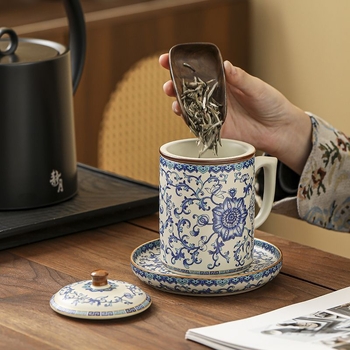 Cană de porțelan în cutie cadou, cu capac, stil chinezesc, inspirată de Orașul Interzis – cadou pentru prieteni, persoane în vârstă, profesori și cadouri corporative.