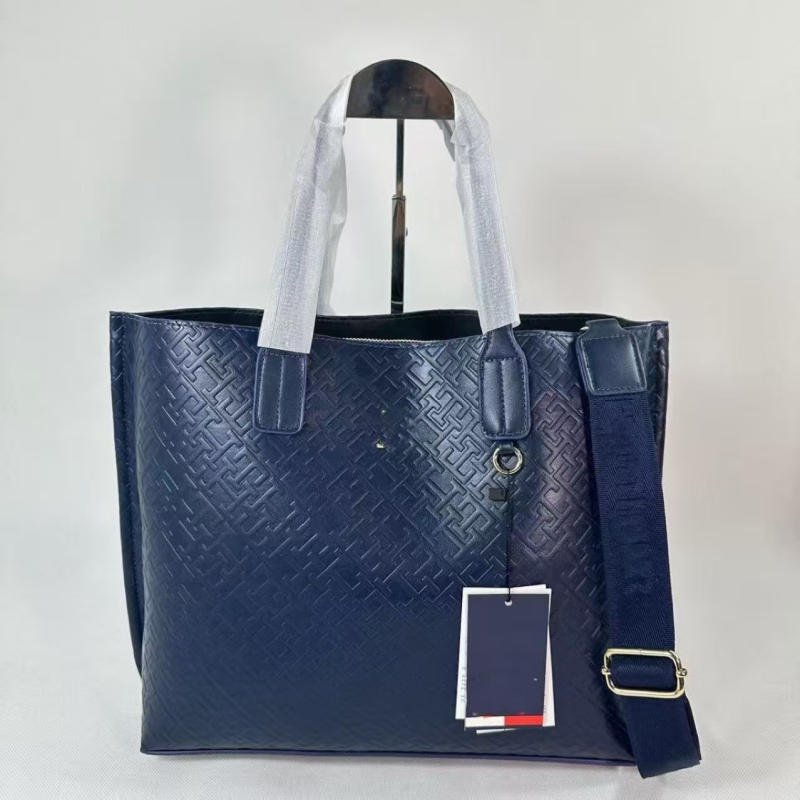 Ženska velika PU tote torba s reljefnom uzorkom, naramenica i crossbody remen, svakodnevna i svestrana, ljeto 2025
