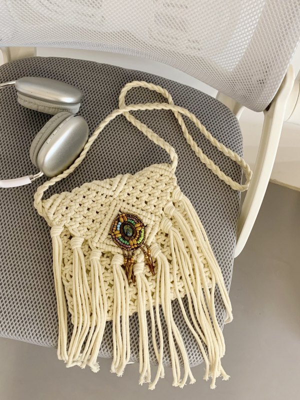 Ženska crossbody torba u boemskom stilu, tkana s resicama, mala veličina, za odmor