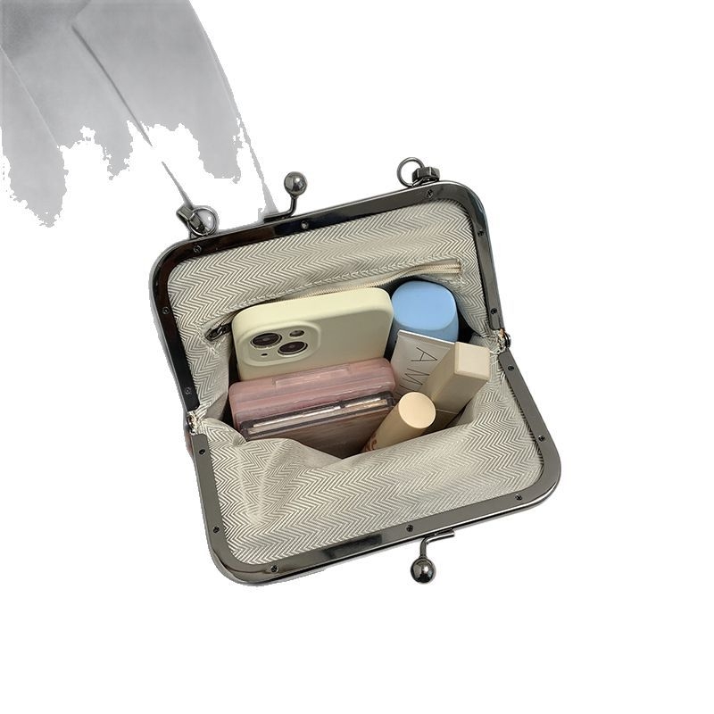 Ice Charm ženska torbica u obliku školjke, mala veličina, PU koža, klipsno zatvaranje, jedan naramenica, crossbody, unutarnja džep sa zipperom, poliester podstava, svestrana svakodnevna torba