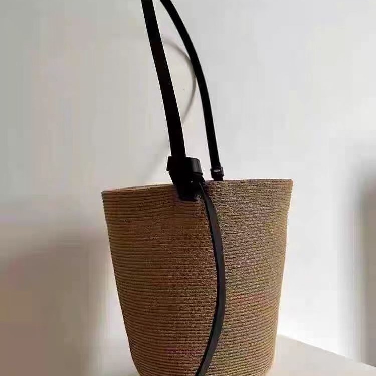Torba od slame u obliku košare, ljetni dizajn, prilagodljiva crossbody/na rame/ručna, ženska plažna torba, vintage stil, model 24