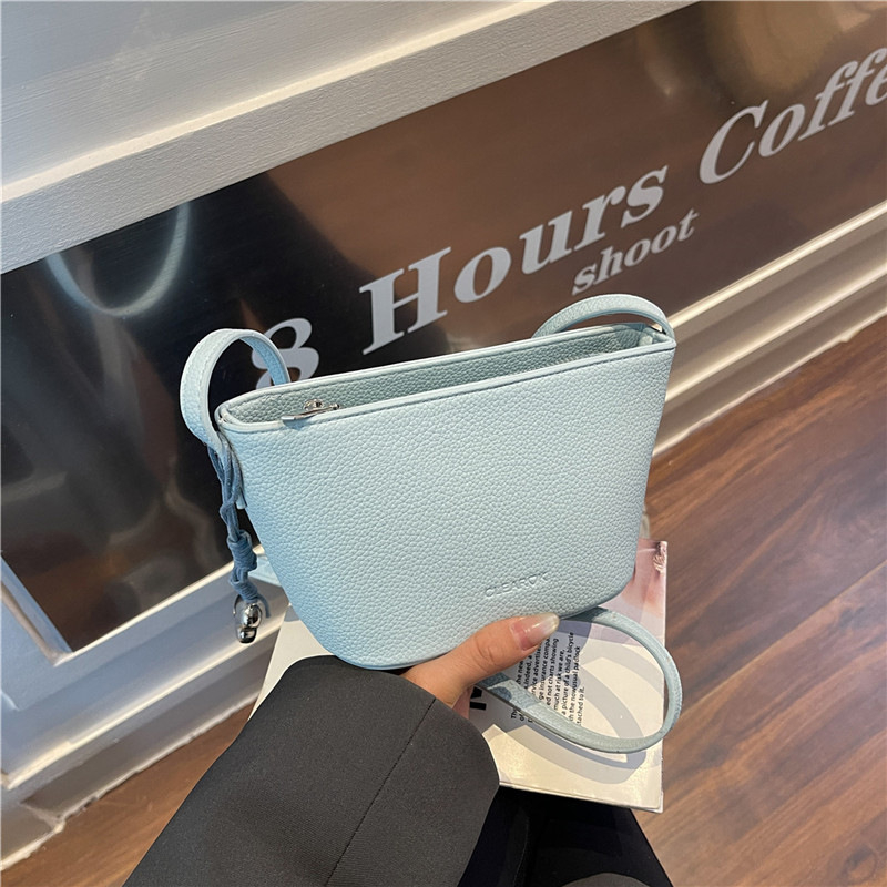 Ženska bucket torba s crossbody remenom, ljetni trend, 2025 novi stil, lagani luksuz, nišni dizajn