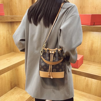 Kožna bucket torba s panelom slova, crossbody za žene, 2025 retro stil