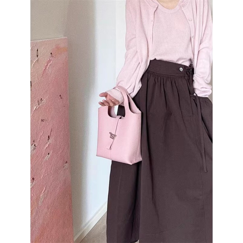 Ženska luksuzna crossbody torba s jednim remenom, u obliku bucket bag, 2025 novi model, svestrana svakodnevna torba