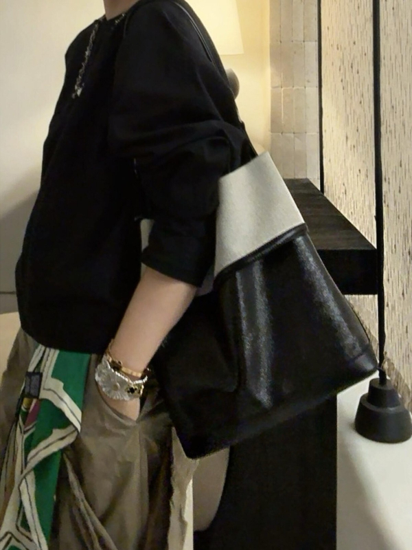 Izuzetna ženska torbica s blokom boja, novi model 2026, lagana luks bucket bag, svestrana za ramenu i crossbody