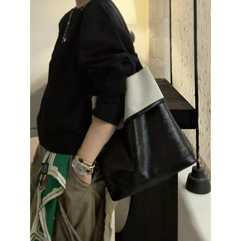 Izuzetna ženska torbica s blokom boja, novi model 2026, lagana luks bucket bag, svestrana za ramenu i crossbody
