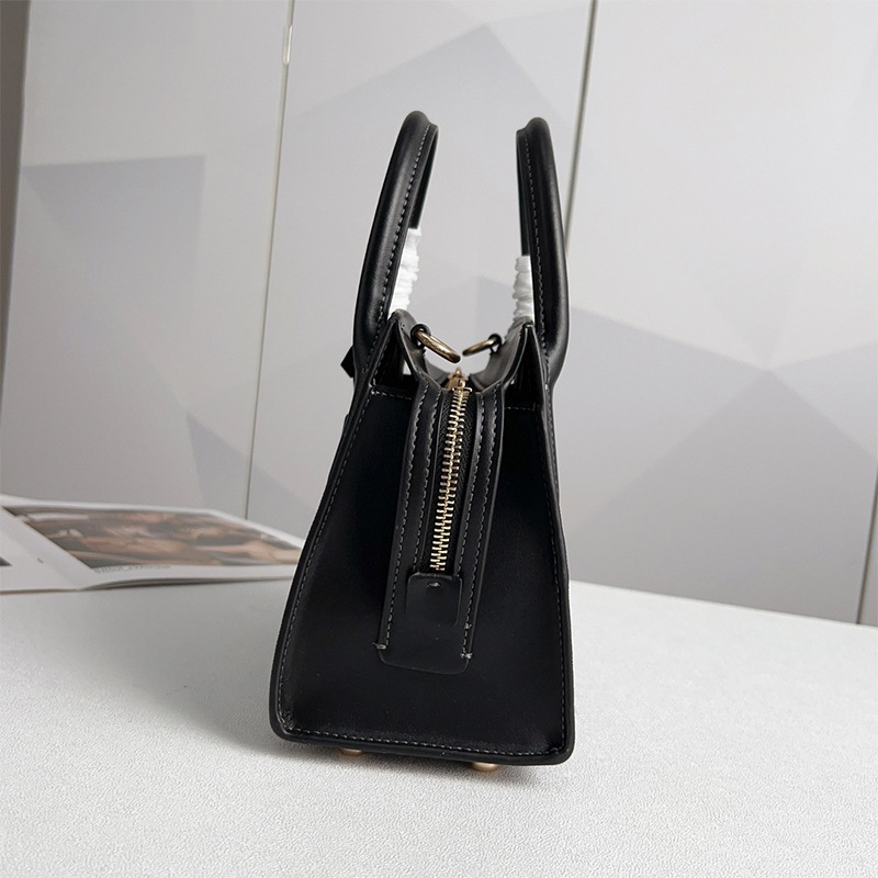 2025 Novi model torbe Andrea Diana - europsko-američki retro satchel, visokokvalitetna koža, mala crossbody torba