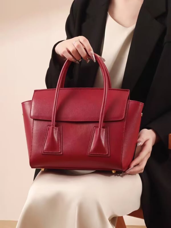 Crvena svadbena torbica za svakodnevnu uporabu, nišn dizajn, lagana luksuzna torbica s oblikom krila, elegantan crossbody i torbica za nošenje u ruci