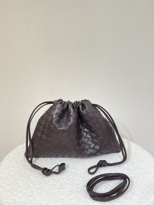 2025 novi model od ovčje kože, tkanata torba s motívom oblaka, ženska crossbody torba za ljeto, jednostavna i svestrana