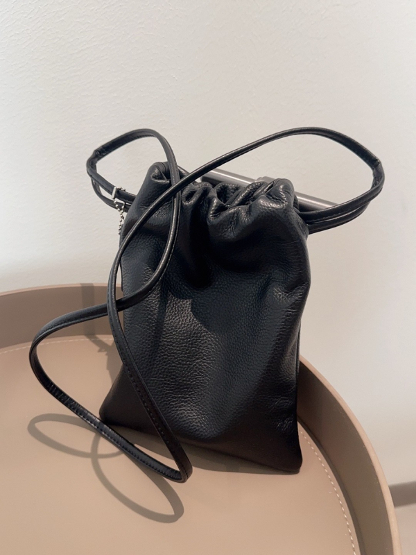 Nova kožna torbica za mobitel s plisiranjem i vezicom, mini crossbody torbica za žene