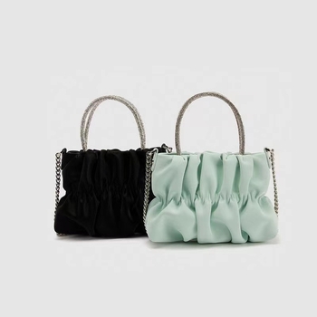 Crossbody torba s kristalima i lancem, plisiran dizajn u stilu oblaka, elegantna ženska torba za ramena, casual i svestrana