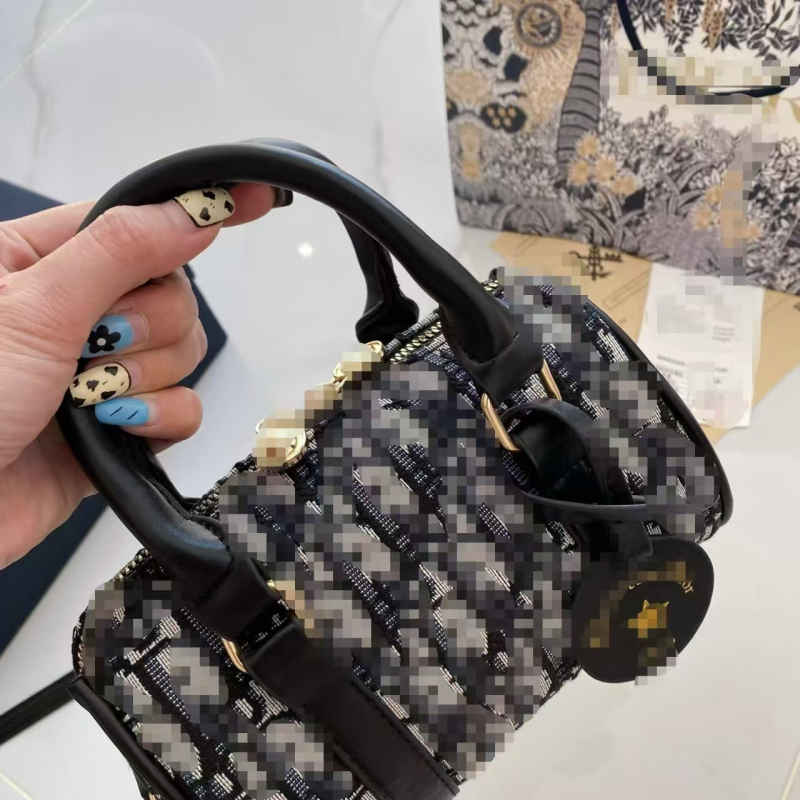 Ženska izšivana torba Boston, crossbody preko ramena, srednje veličine, pamuk-lin materijal